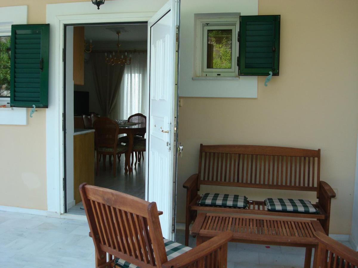 Merlot Village Rental Properties Kariá Eksteriør bilde
